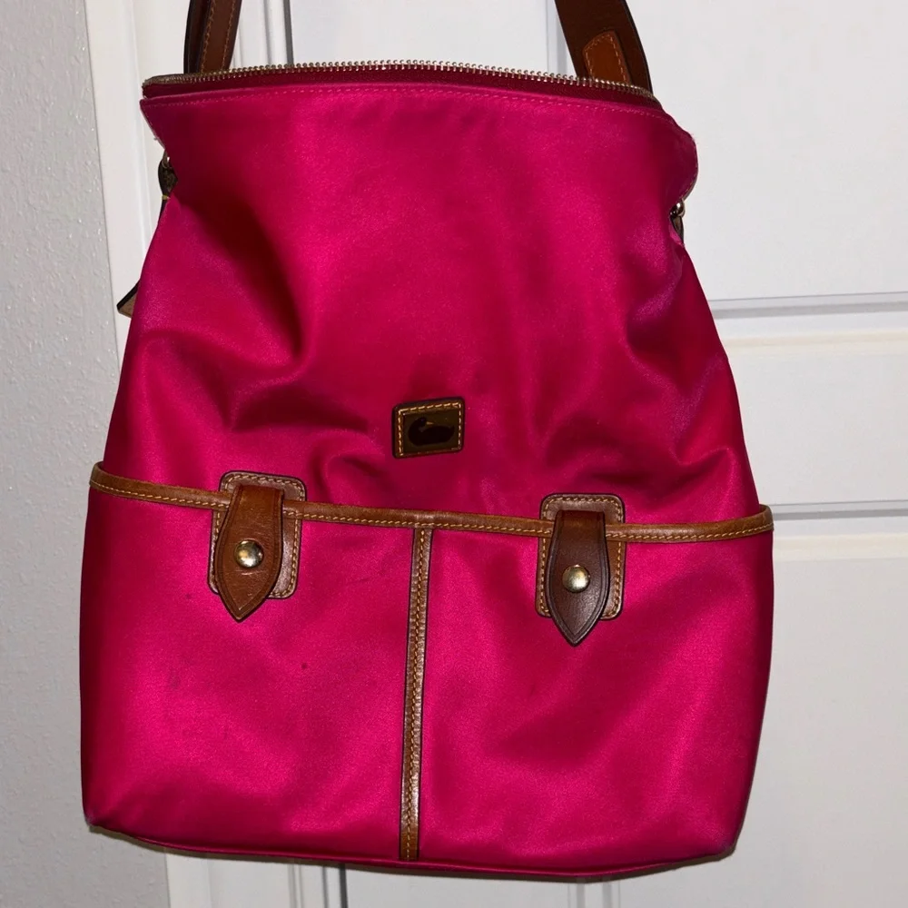 Dooney & Bourke Women’s Pink Shoulder Tote Bag with Brown Leather Trim - Picture 12 of 12